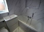 p439 Bathroom