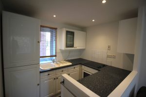 P893 kitchen