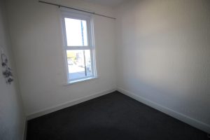 P1048 bed