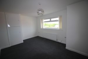 P923 Bed